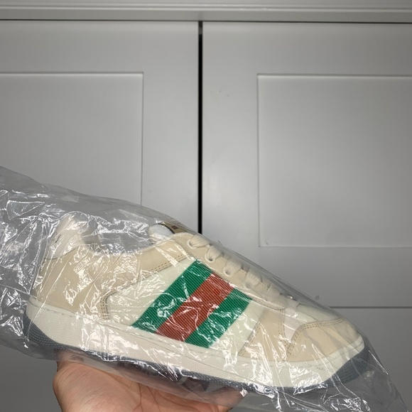 Gucci Screener Suede Low-Top Beige Sneakers - Picture 11 of 12